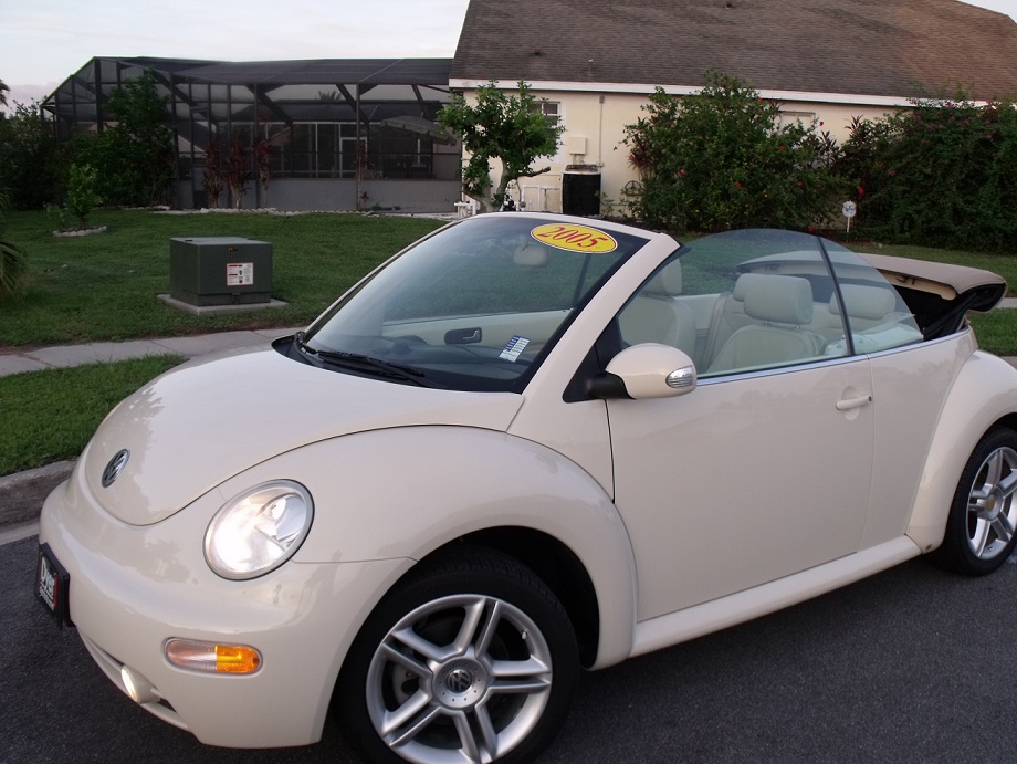 Volkswagen New Beetle Convertible 2 0 Turbo